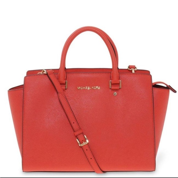 Michael Kors Handbags - Michael Kors Selma Medium red orange Saffiano Purse